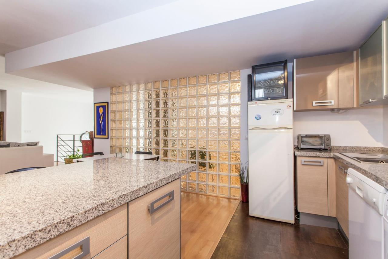 Apartament Lf Parking Incluido Amplio Loft En Barrio Santa Cruz Sewilla Zewnętrze zdjęcie